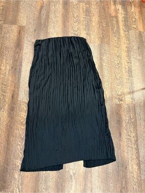 a new day Black Crinkle Maxi Skirt (part of a matching set)